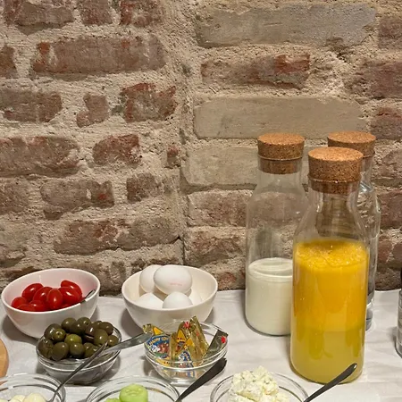 Faces & Places Boutique Tirana