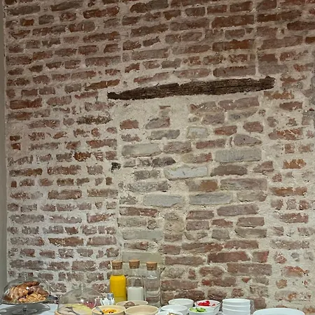 Hotel Faces & Places Boutique Tirana