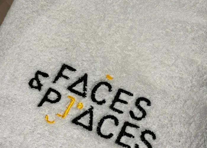 Faces & Places Boutique 4* تيرانا