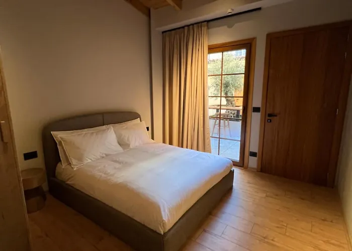 Faces & Places Boutique 4*
