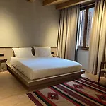 Faces & Places Boutique 3*