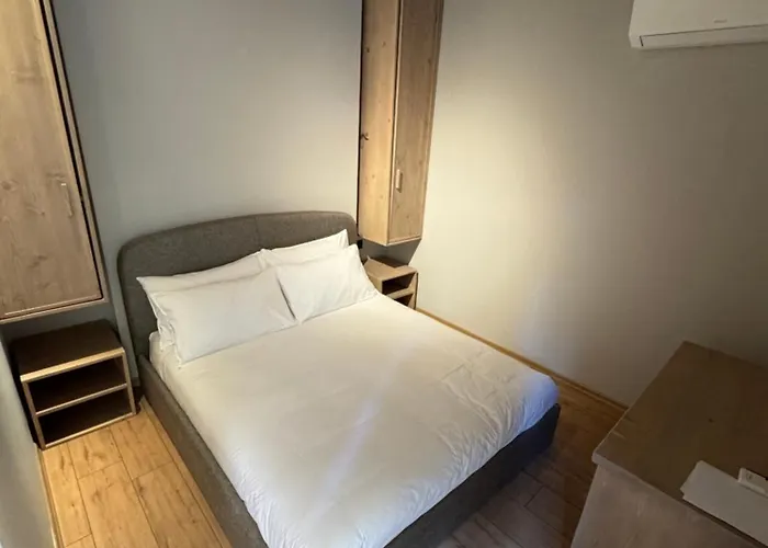 Faces & Places Boutique Hotel 4*