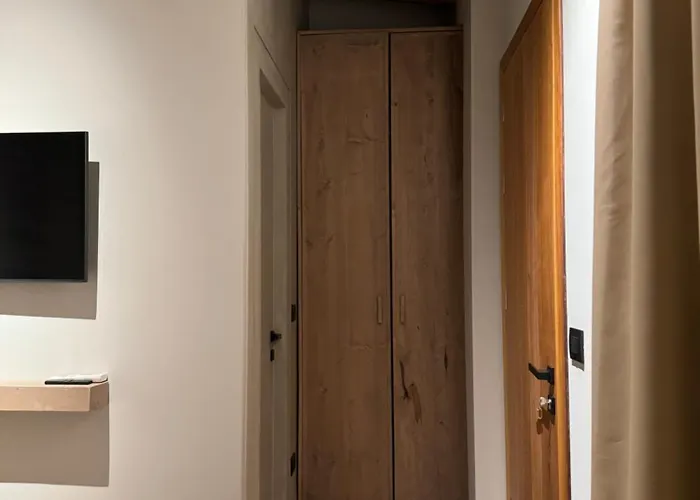 Hotel Faces & Places Boutique 4*