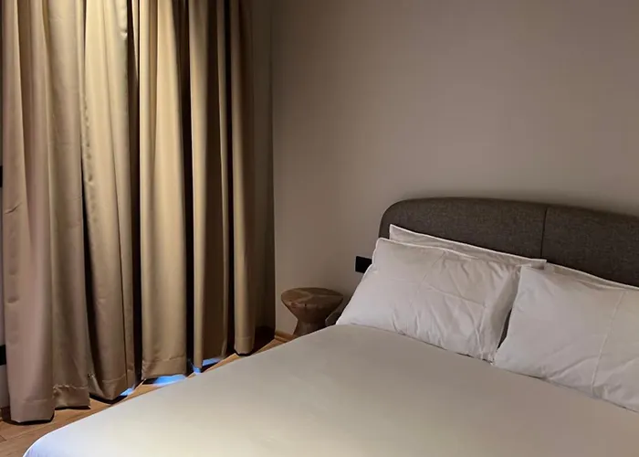Faces & Places Boutique Hotel 4*