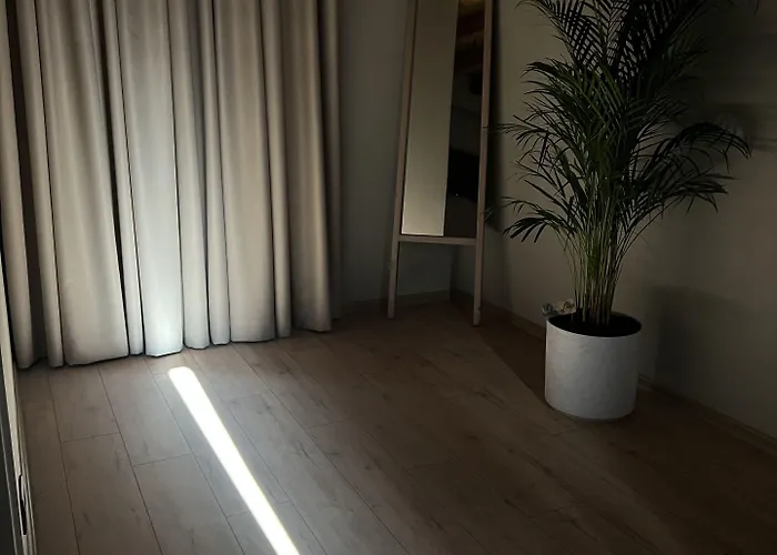 Faces & Places Boutique 4*