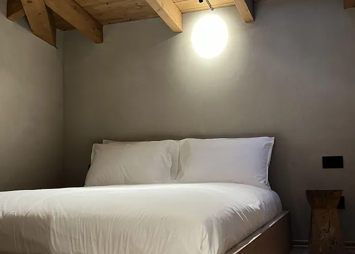 Faces & Places Boutique 4*