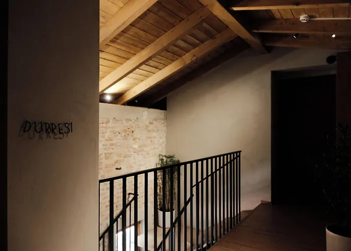 Faces & Places Boutique Hotel